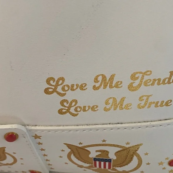 Stylish White Shoulder Bag with Red and Blue Design - Picture 7 of 13